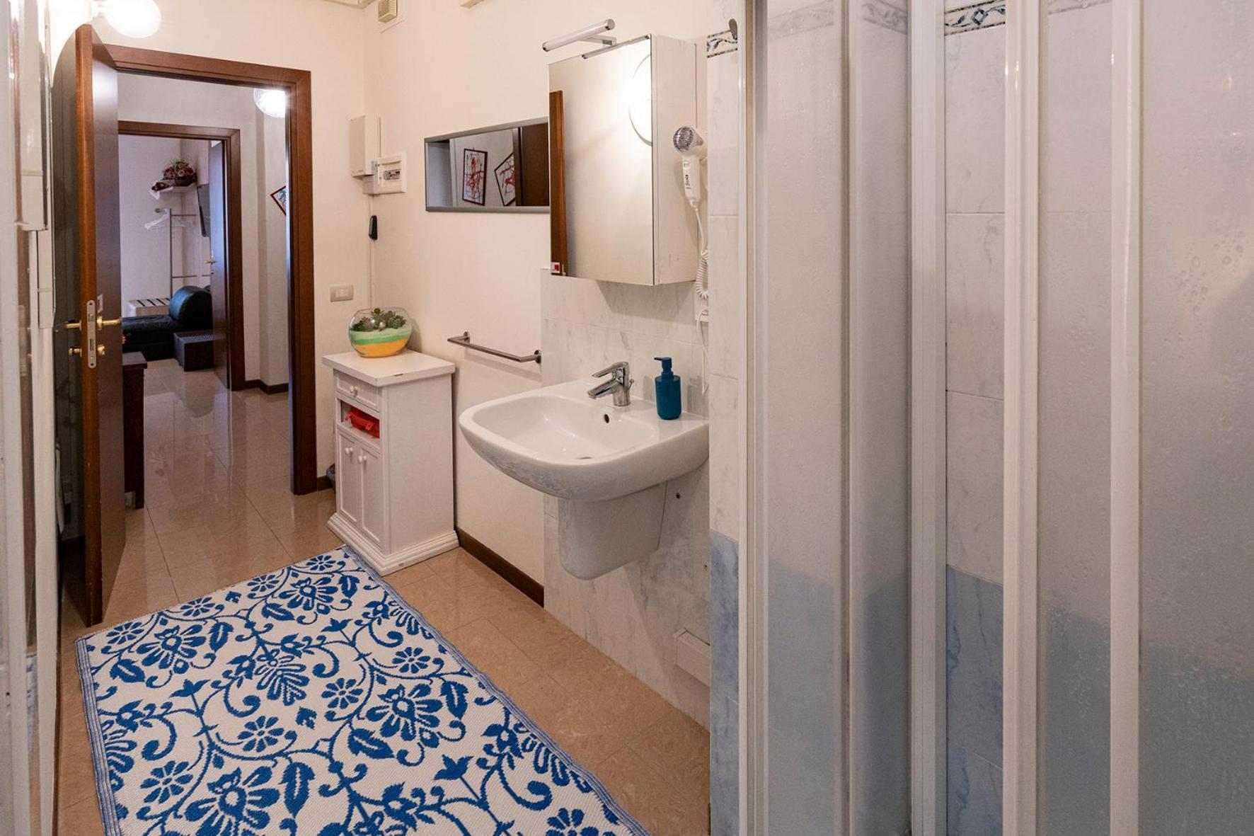 Pied A Terre - Atelier Lägenhet Verona Exteriör bild
