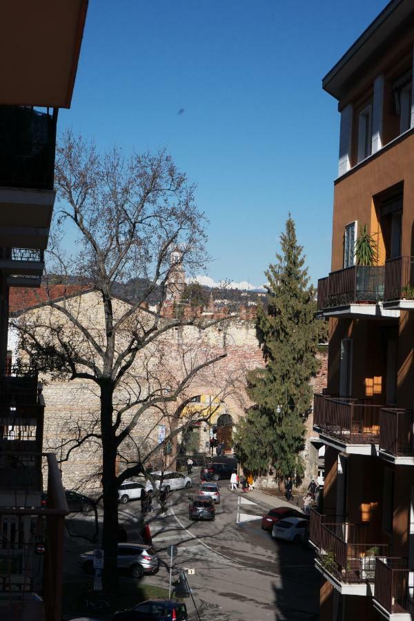 Pied A Terre - Atelier Lägenhet Verona Exteriör bild